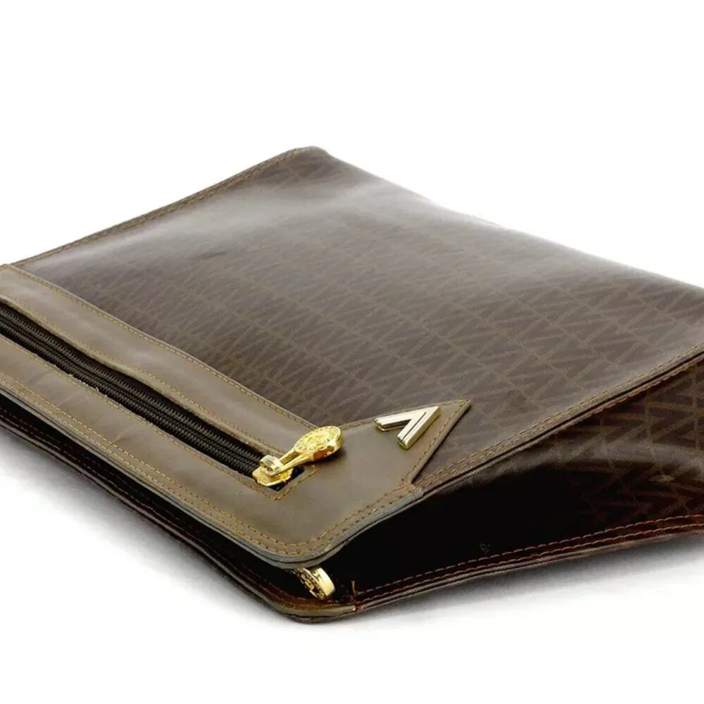 MARIO VALENTINO clutch bag V mark beige PVC ?~ leather Authentic